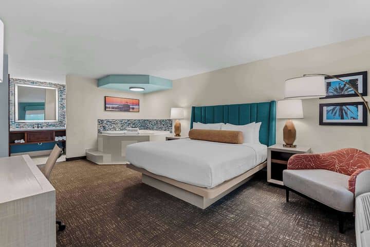 Room 18 of 44